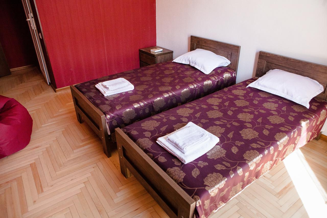 Vazi Hotel ティビリシ エクステリア 写真