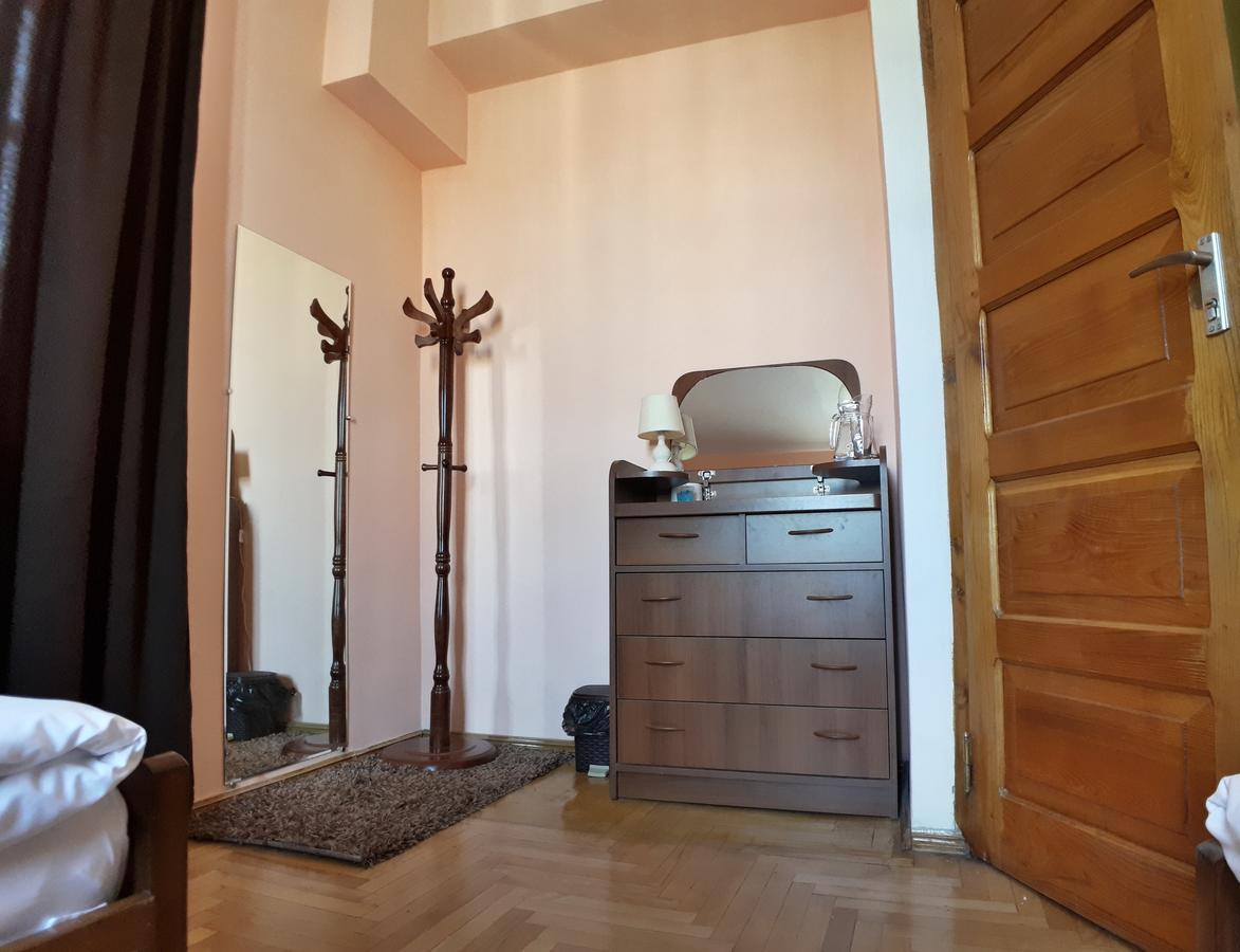 Vazi Hotel ティビリシ エクステリア 写真